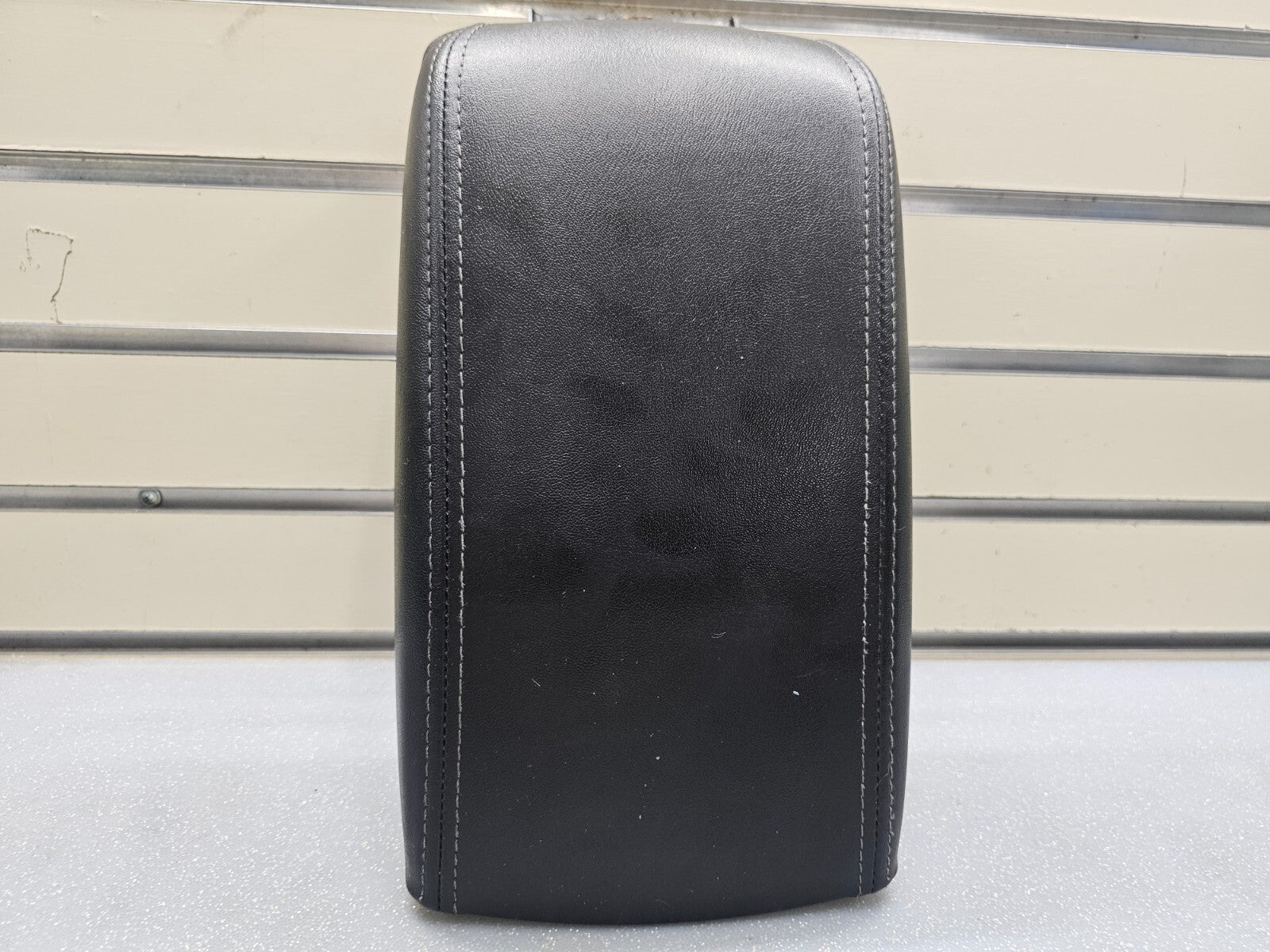 🔥09-13 Mazda 6 Center Console Leather Sliding Armrest Lid Assembly Black OEM