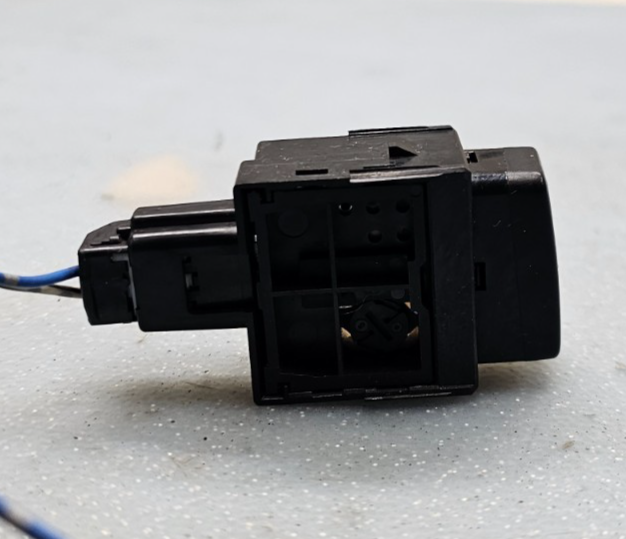 🔥2000-2004 Toyota Avalon Trunk Release Popper Control Switch OEM B28