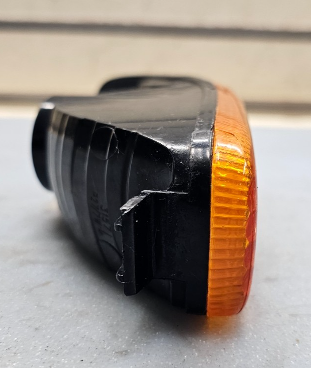🔥2002-2004 Jeep Liberty Right Front Turn Signal Light Genuine OEM