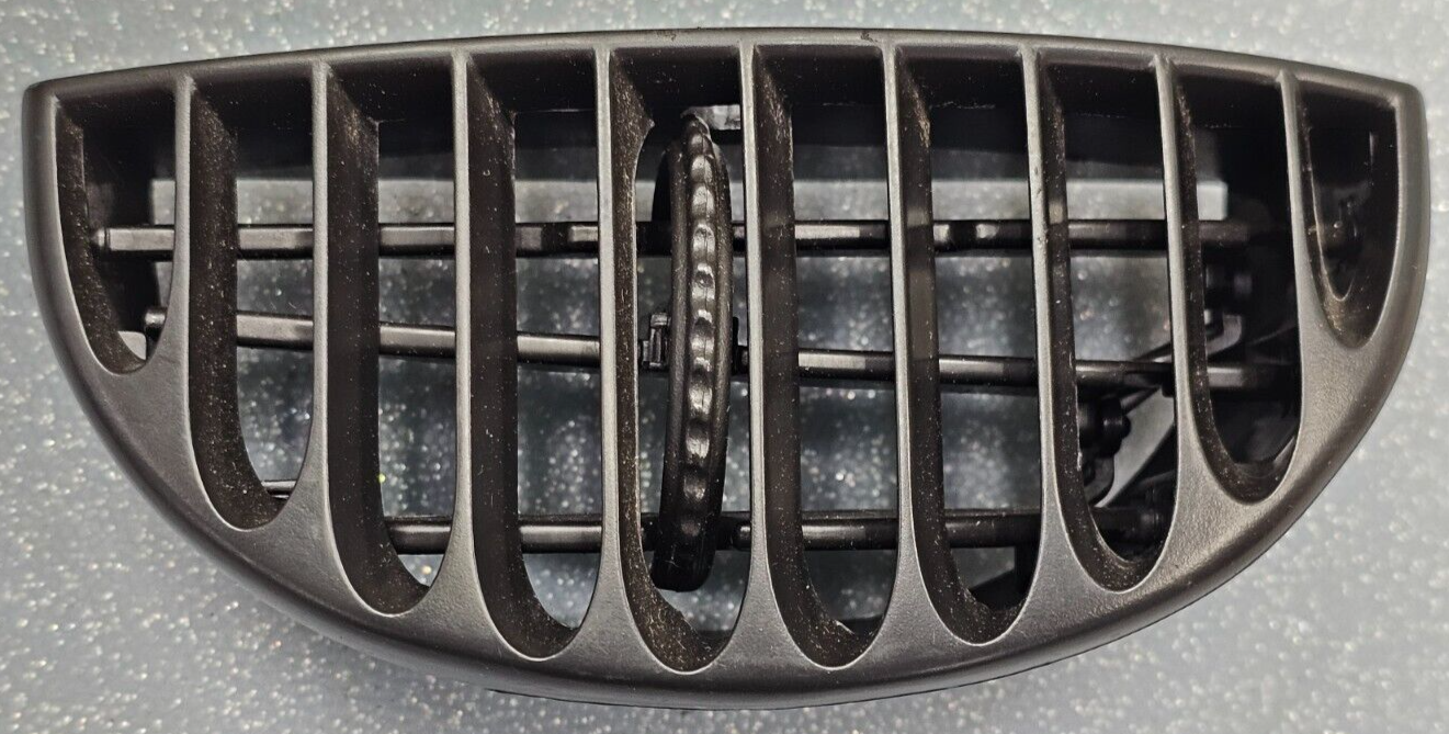 🔥02-07 Saturn VUE Dash Right Passenger Outer AC Heater Air Vent Grille Black
