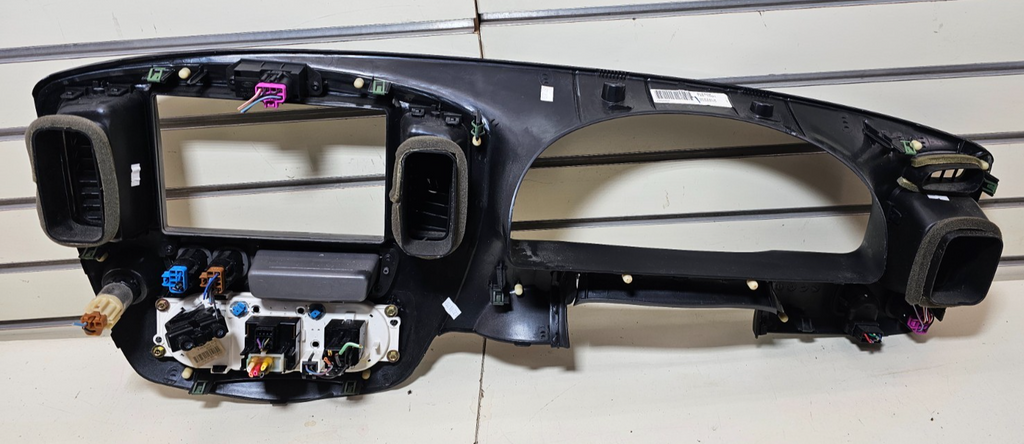 01-06 Tribute Dash Instrument Cluster Speedometer Bezel Trim Panel Black/Silver