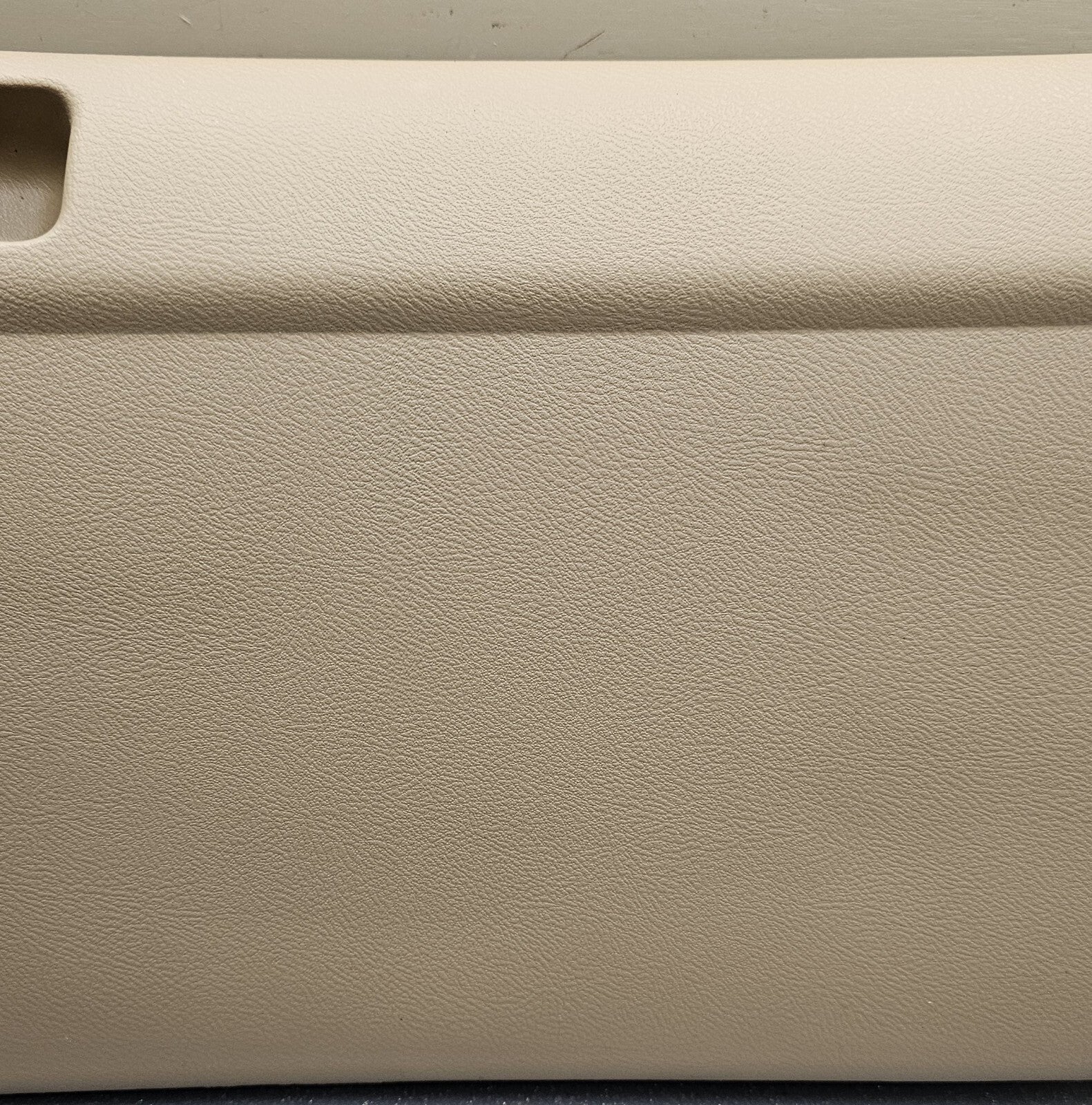 03-07Honda ACCORD Dash GLOVE BOX Storage Compartment Door Assembly Beige TAN G31
