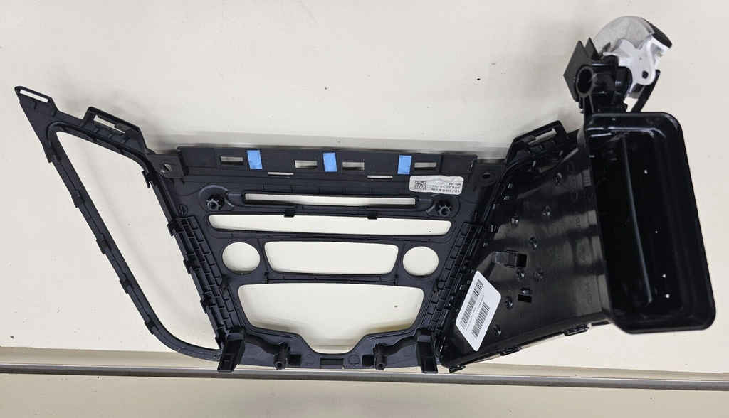 🔥17-18 Ford Escape AM FM Radio Stereo Climate Control Trim Panel Bezel Black