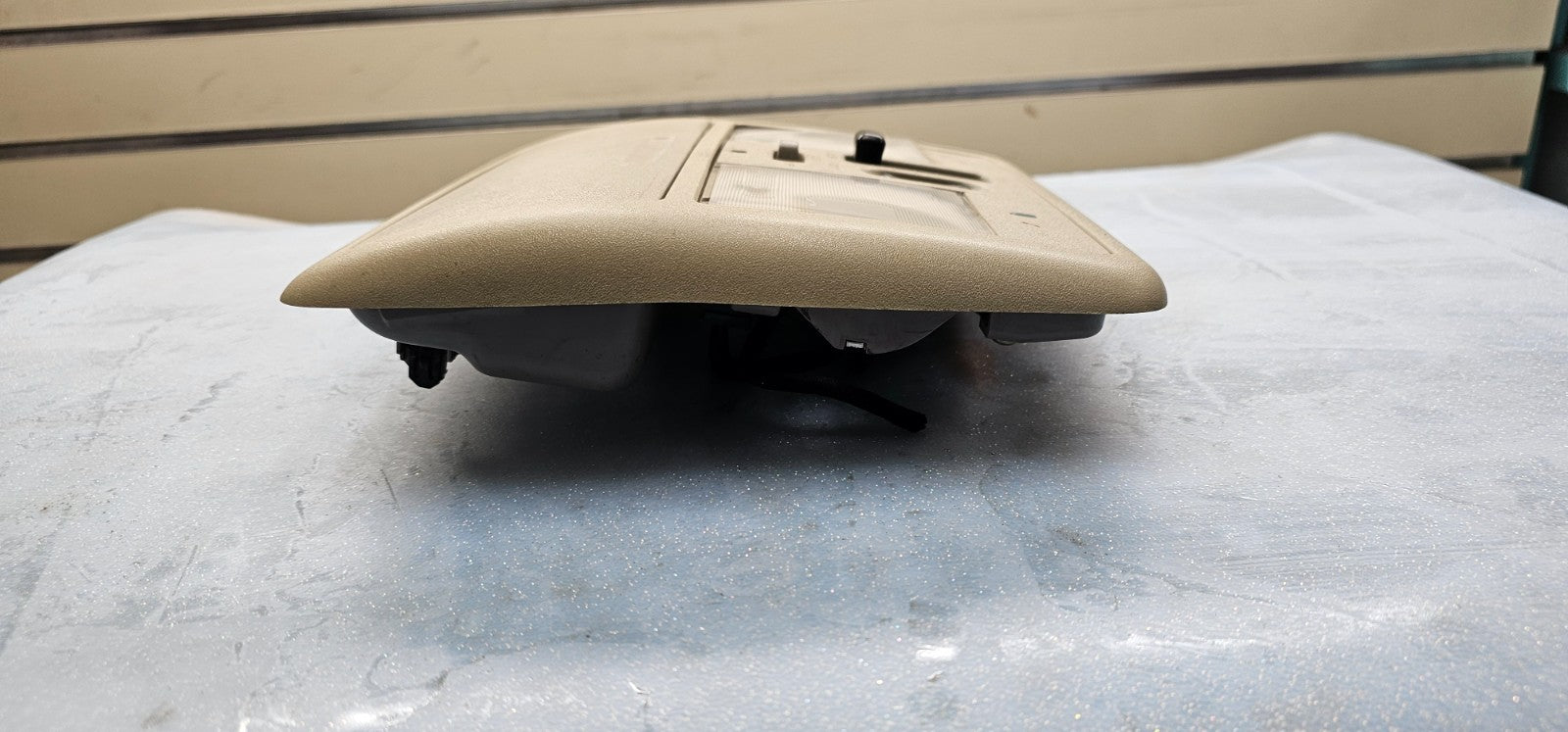 🔥04-08 Nissan Maxima Overhead Console Dome Map Light Switch Assembly TAN