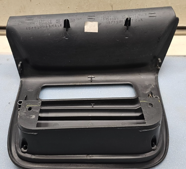 🔥99-02 SILVERADO TAHOE SIERRA CENTER CONSOLE FRONT LOWER BEZEL STORAGE BLACK