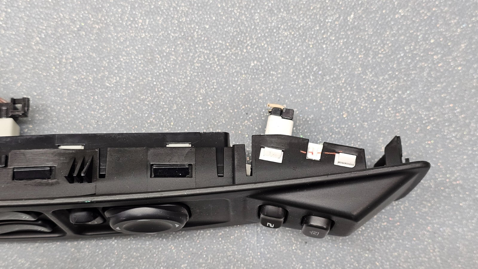 🔥03-07 CADILLAC CTS SRX LEFT Driver Door Master Power Window Switch Black OEM
