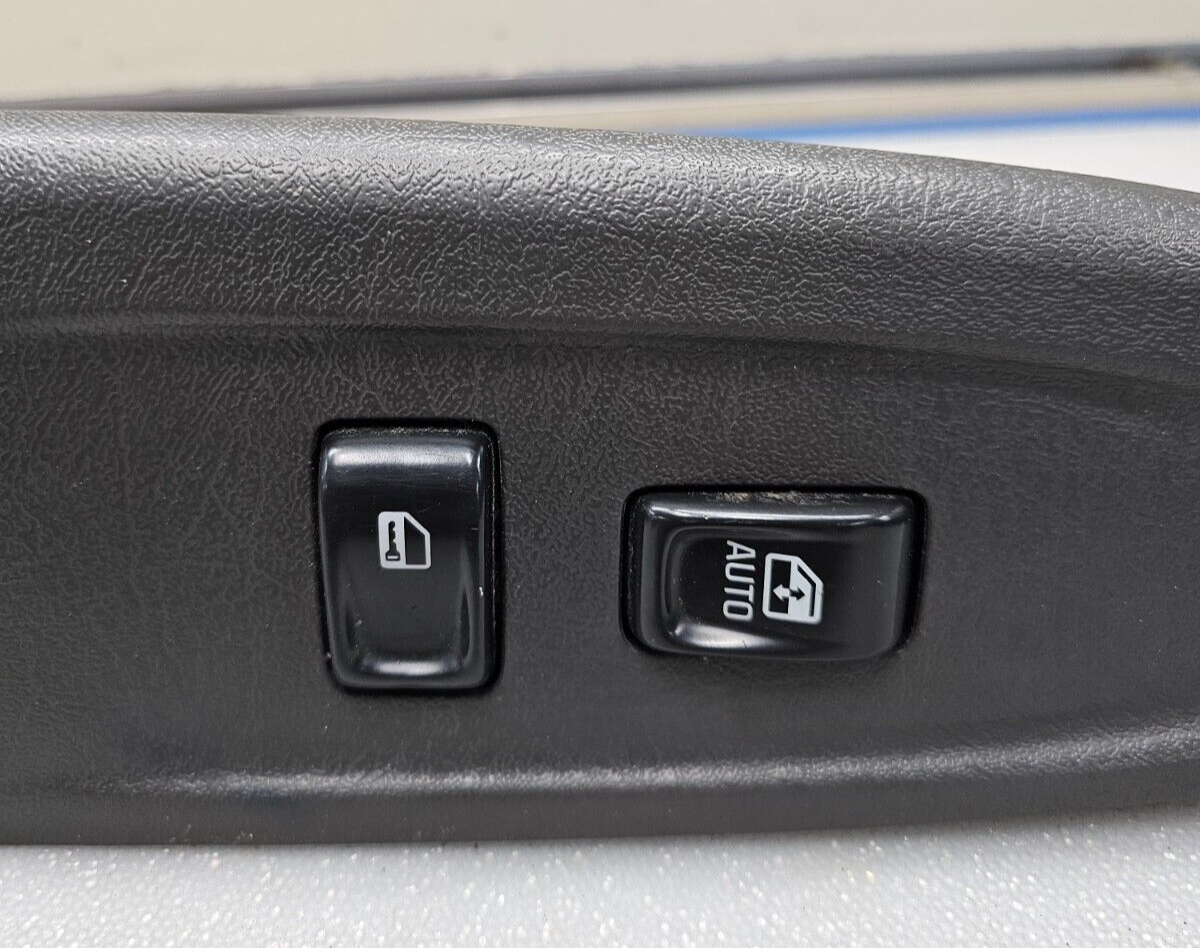 🔥02-05 Chevy TRAILBLAZER Window Switch Front RIGHT Passenger Side DARKGRAY WS20
