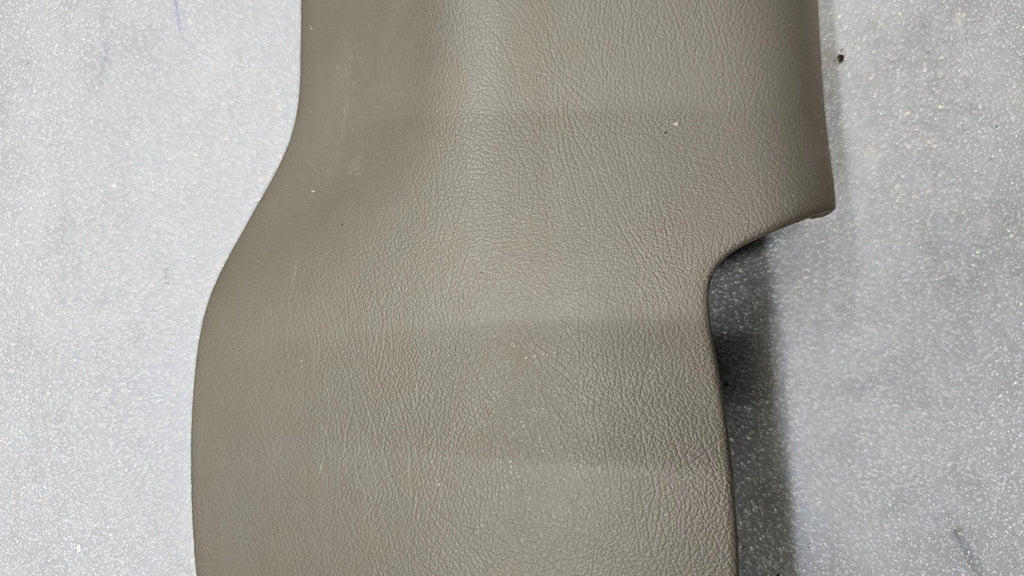 🔥06-11 Mercury Grand Marquis Wheel Column Knee Bolster Under Dash Cover Gray