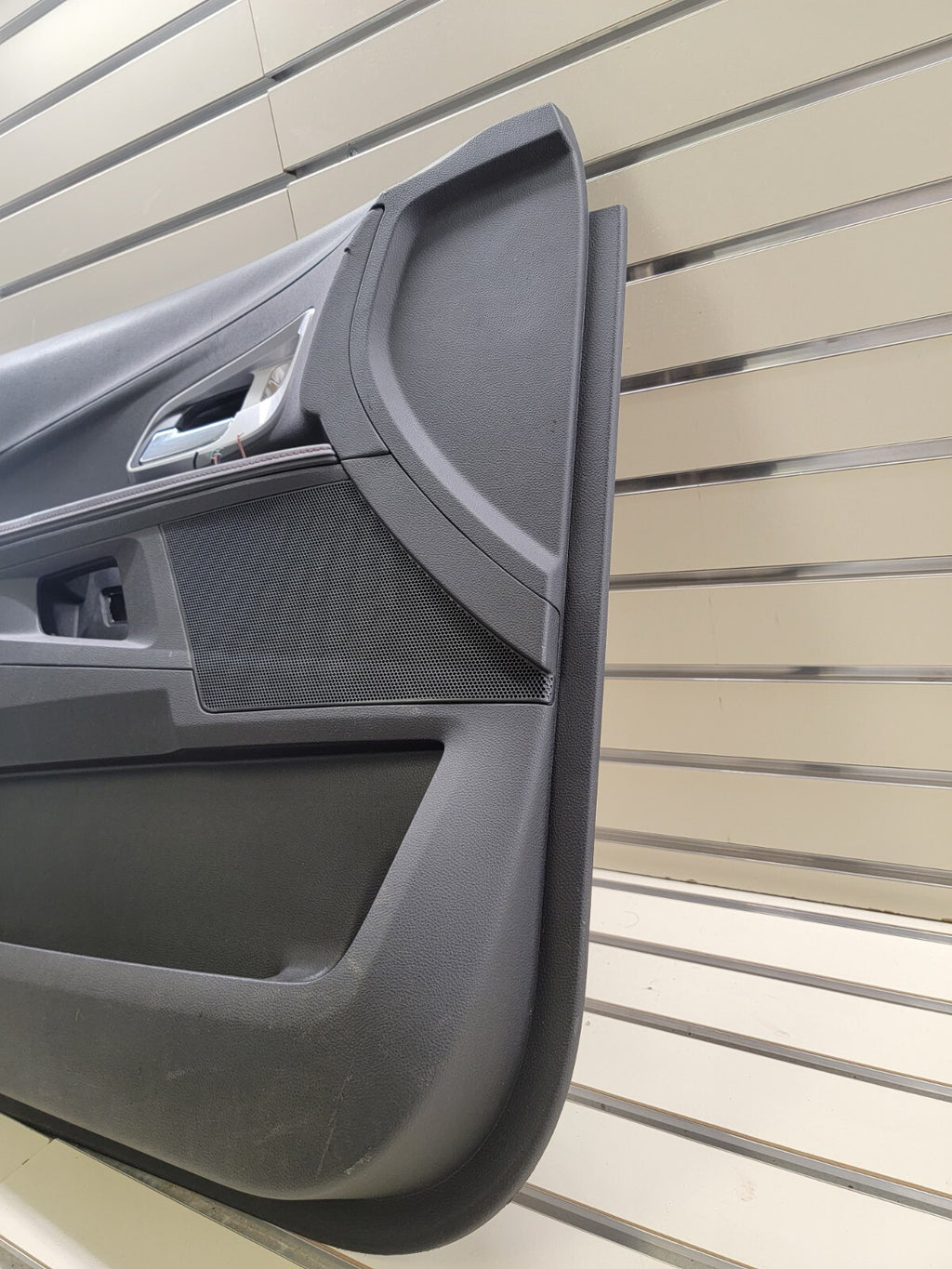 🔥2010 - 2016 CHEVROLET EQUINOX FRONT DOOR PANEL left driver Dark gray