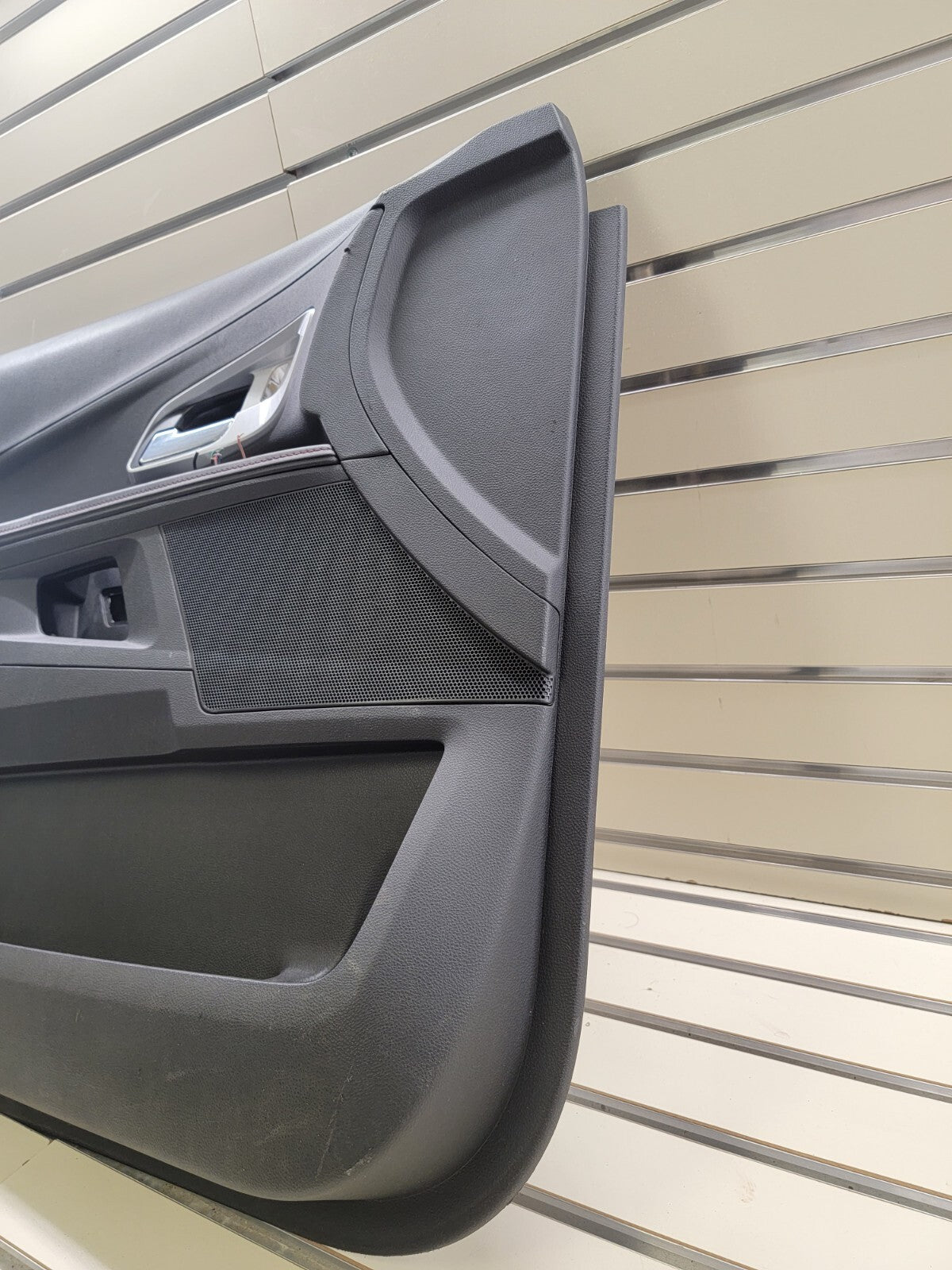 🔥2010 - 2016 CHEVROLET EQUINOX FRONT DOOR PANEL left driver Dark gray