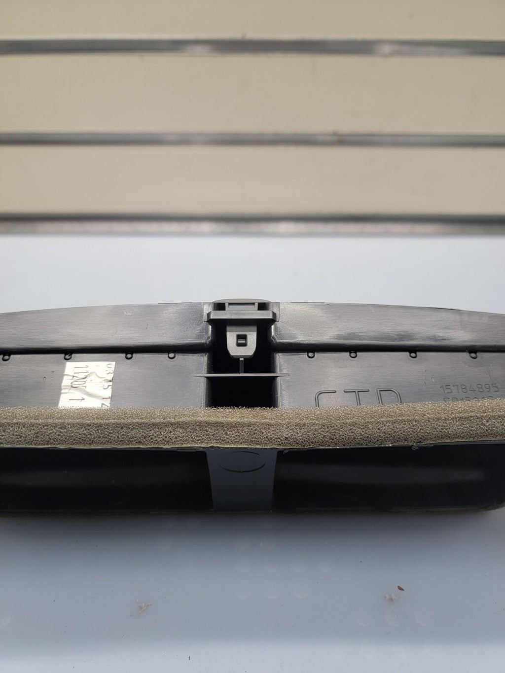 08-12 Chevy MALIBU Dash A/C Heater AIR VENT Front Center Bezel Trim Silver VT46