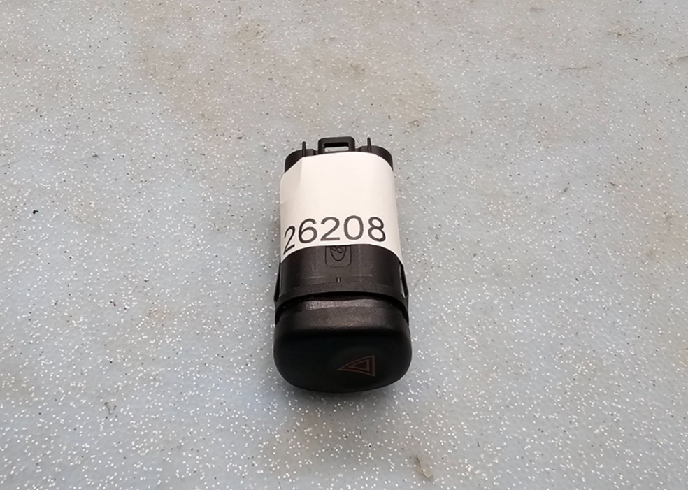 🔥2004-2008 Ford maverick HAZARD SWITCH black