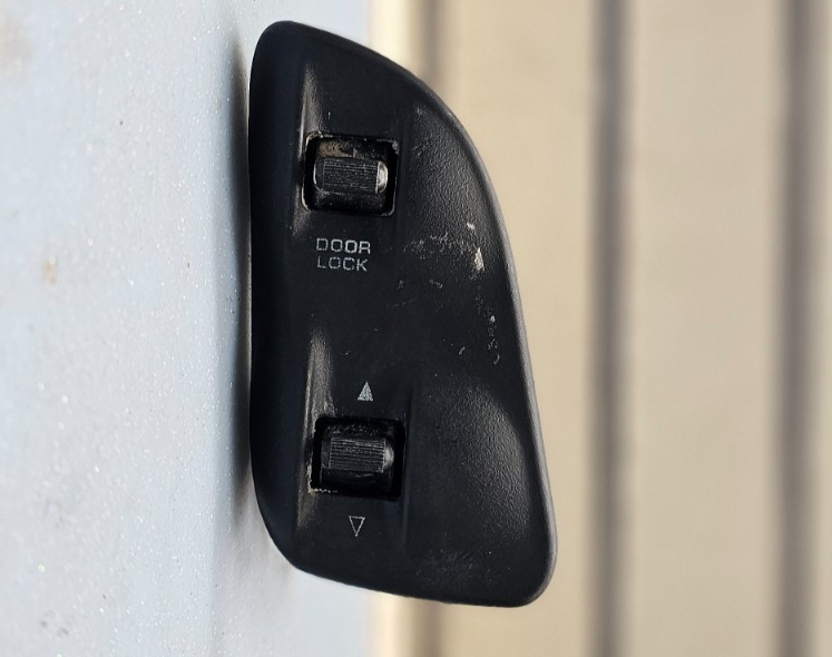 🔥94-97 Dodge Ram Front Right Passenger Power Window Door Switch Assembly Black