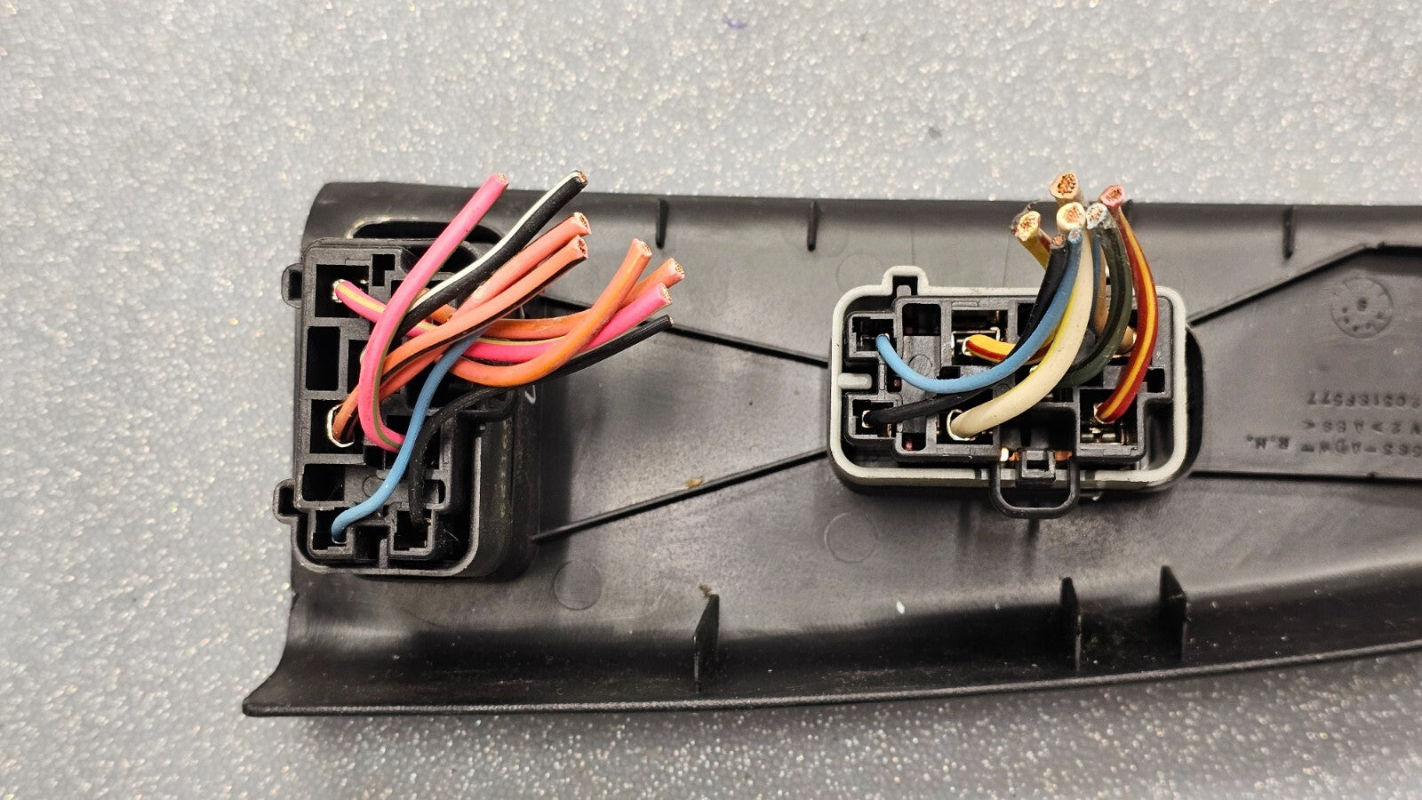 🔥02-07 F150 F250 F350 Front Right Passenger Door Window Switch Assembly Black