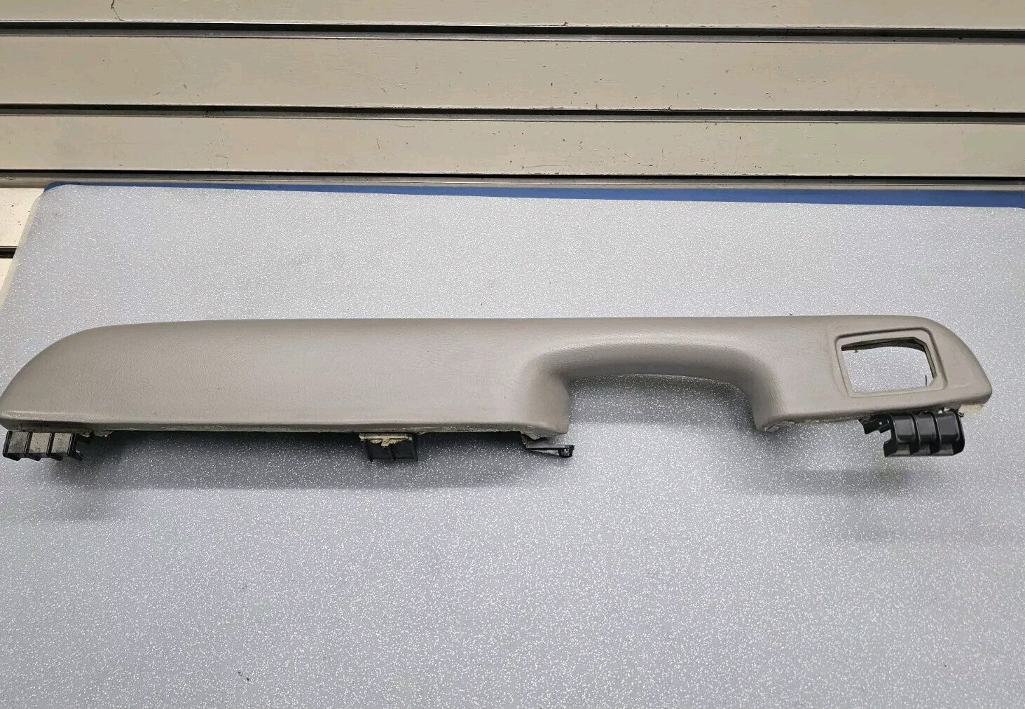 🔥99-06 Silverado SIERRA TAHOE Door Panel ARMREST Rear RIGHT Handle LIGHTGRAY H3