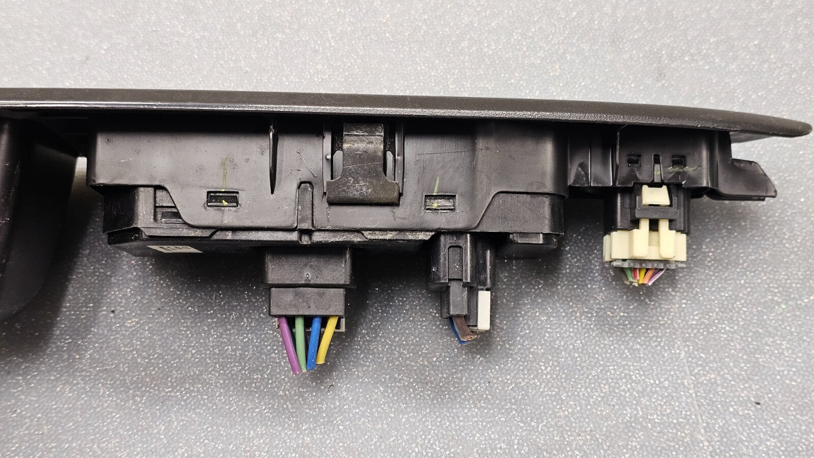🔥09-16 CHEVY IMPALA LEFT DRIVER MASTER POWER DOOR WINDOW SWITCH BEZEL BLACK