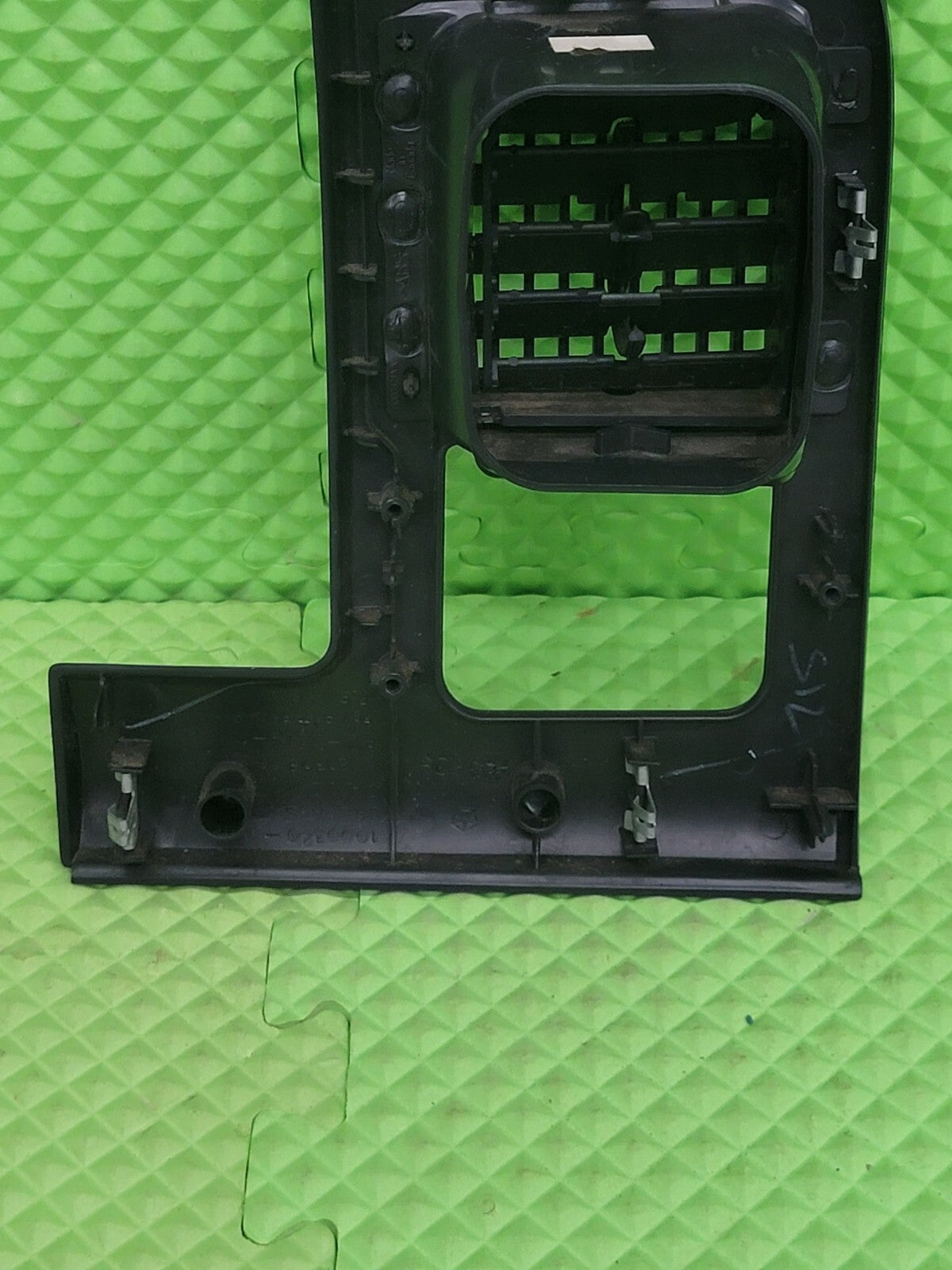 🔥02-05 Dodge RAM Front Left Driver Side A/C Heat Air Vent Taupe BLACK VT7