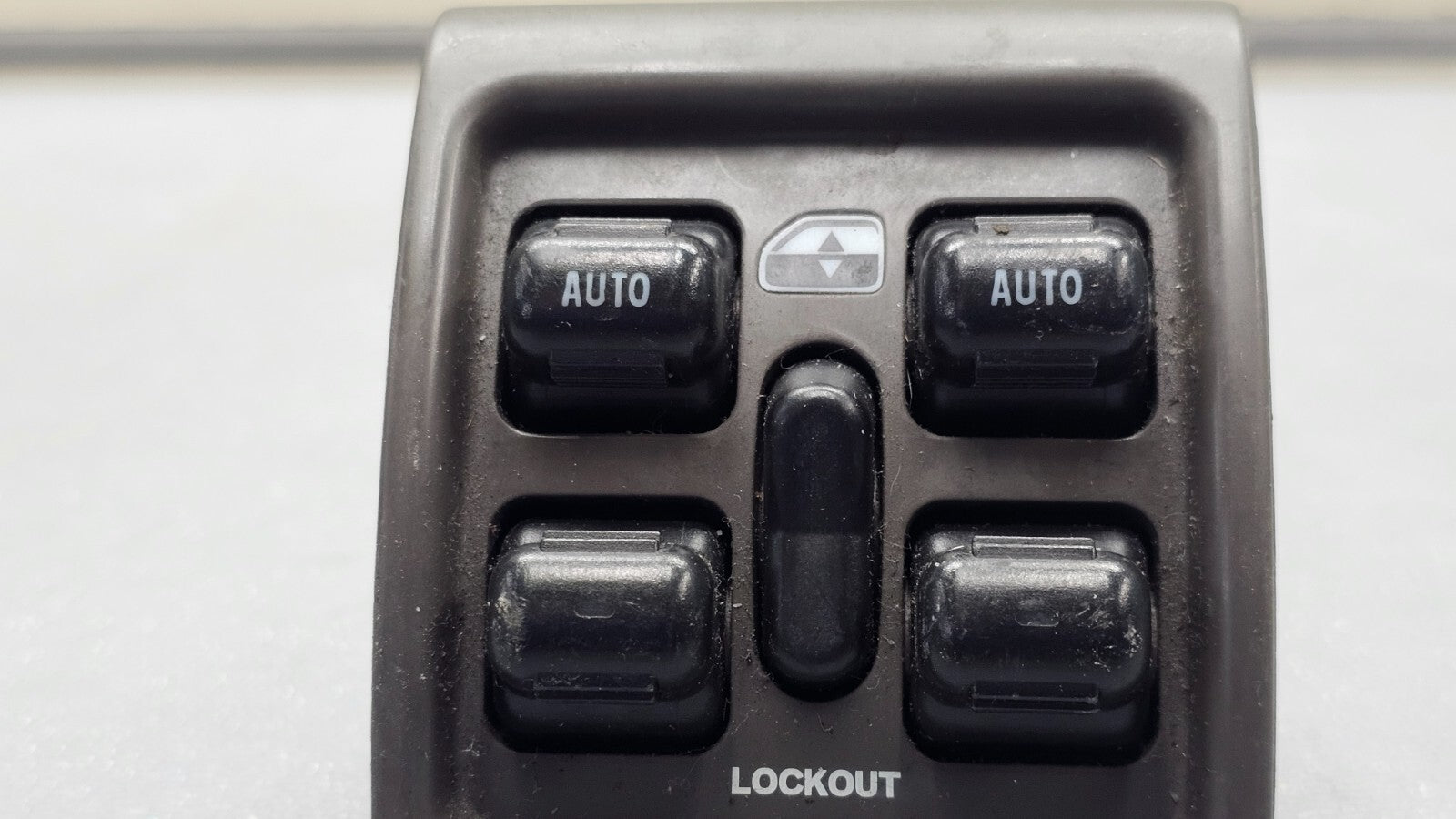 🔥01-05 Chrysler PT Cruiser Left Driver Master Window Power Switch Dark Tan WS14