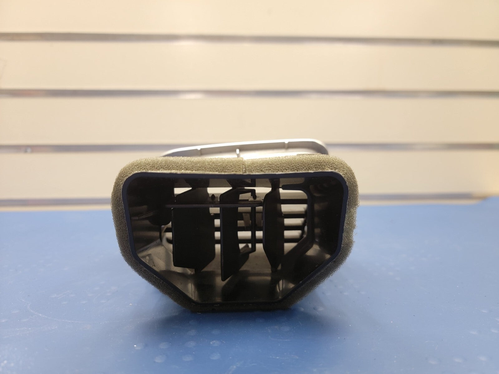 🔥10-17 CHEVROLET EQUINOX RIGHT FRONT PASSENGER DASH AC HEATER AIR VEN VT31