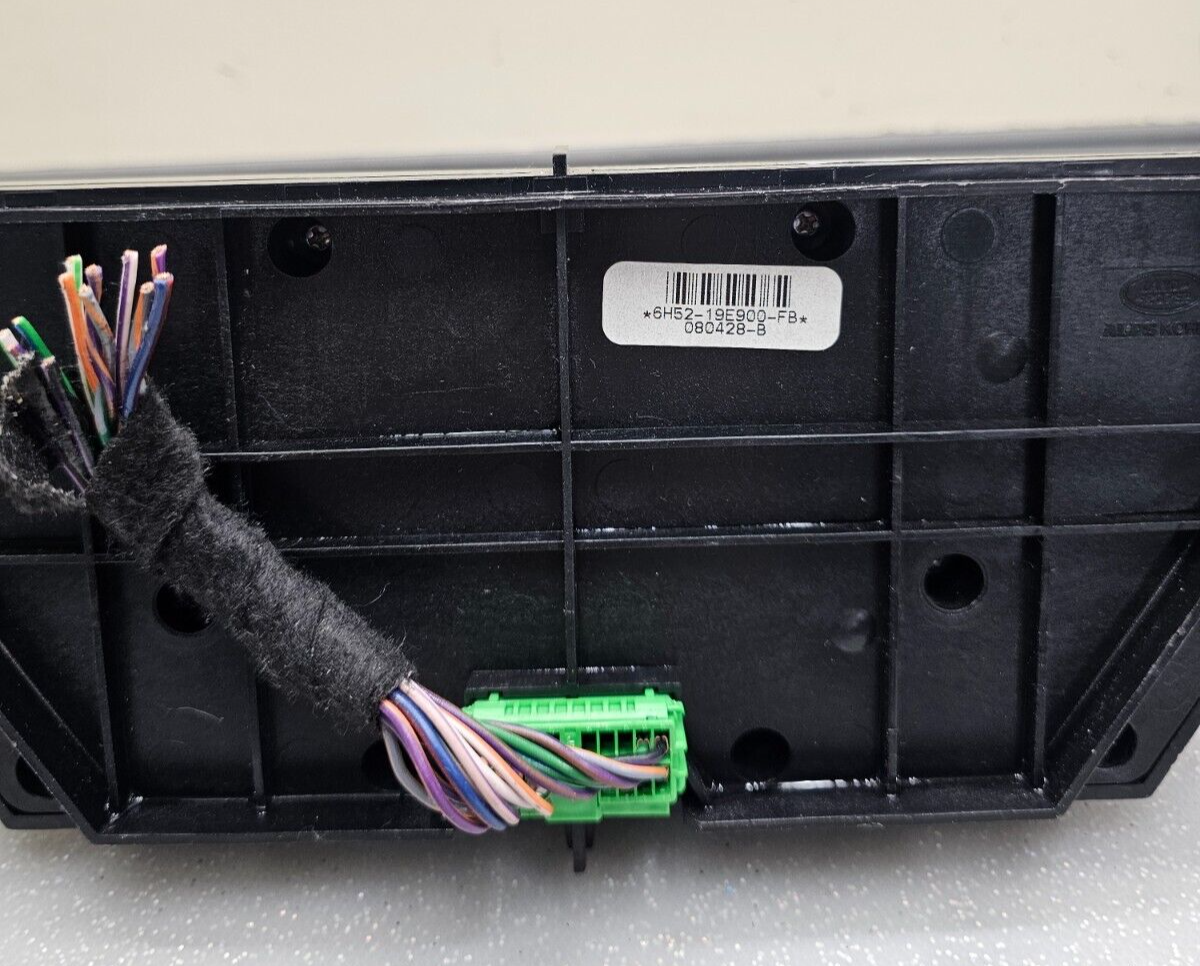 08-09 Land Rover LR2 Dash Front A/C Heater Climate Temperature Control Unit OEM