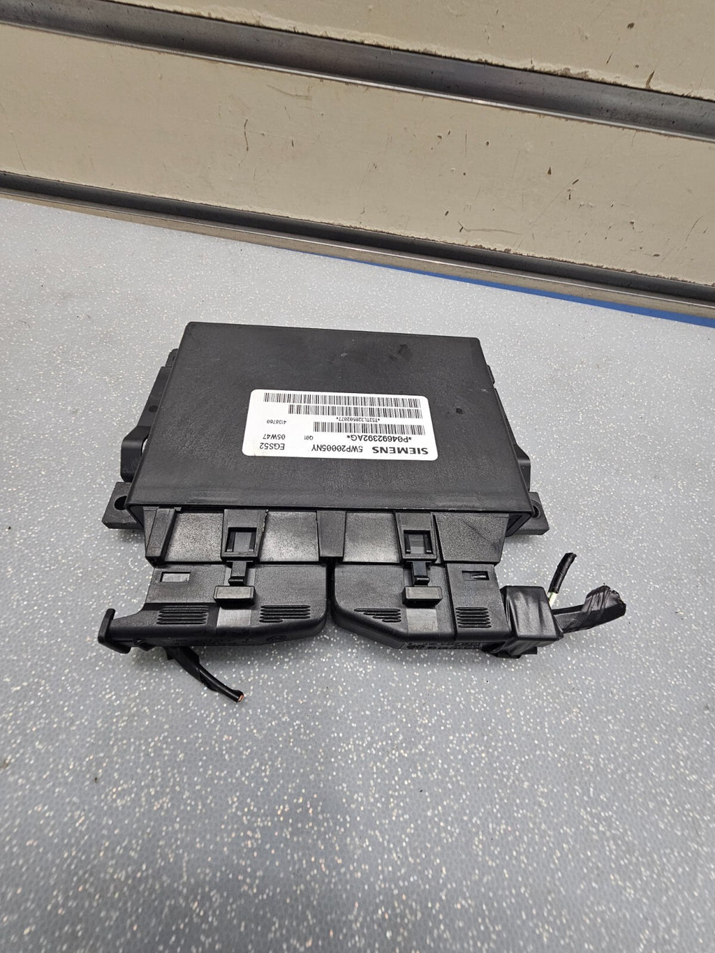 🔥2005-2006 Chrysler 300 Dodge Magnum Mopar Transmission Control Module Assembly