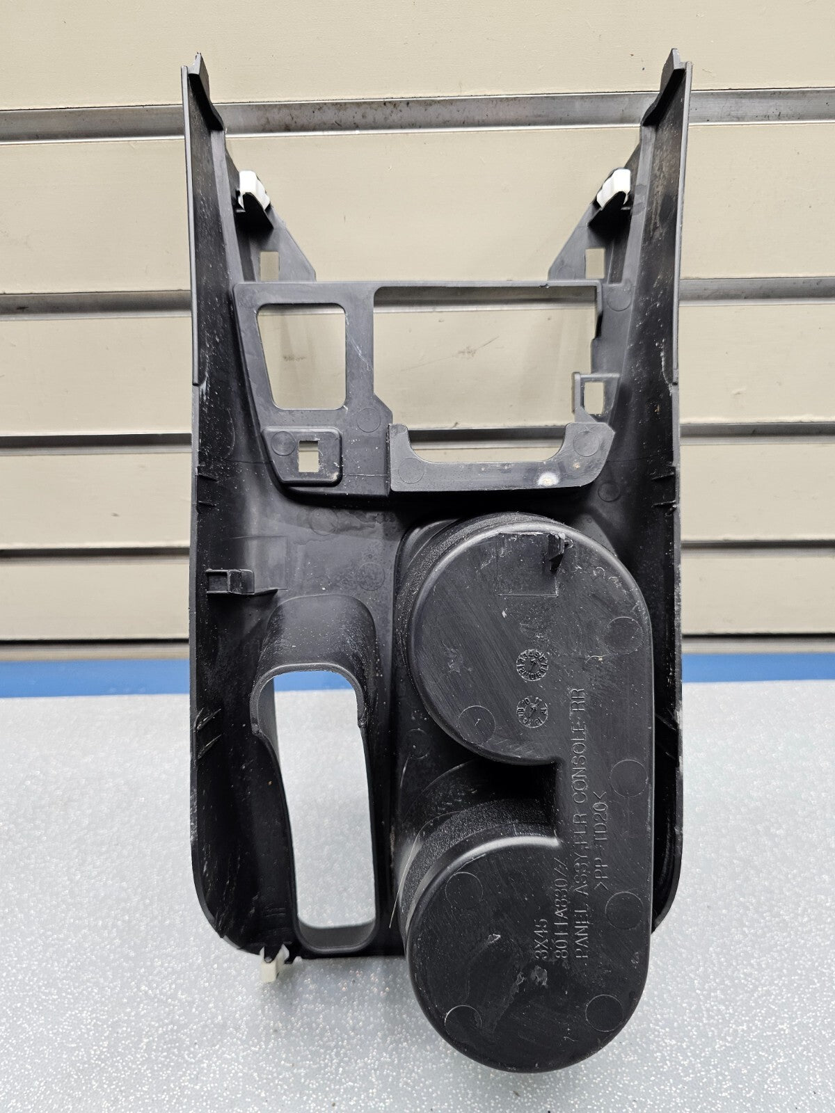🔥13-15 MITSUBISHI ASX 3 CENTRE CONSOLE CUP DRINK HOLDER GEAR LEVER TRIM PANEL