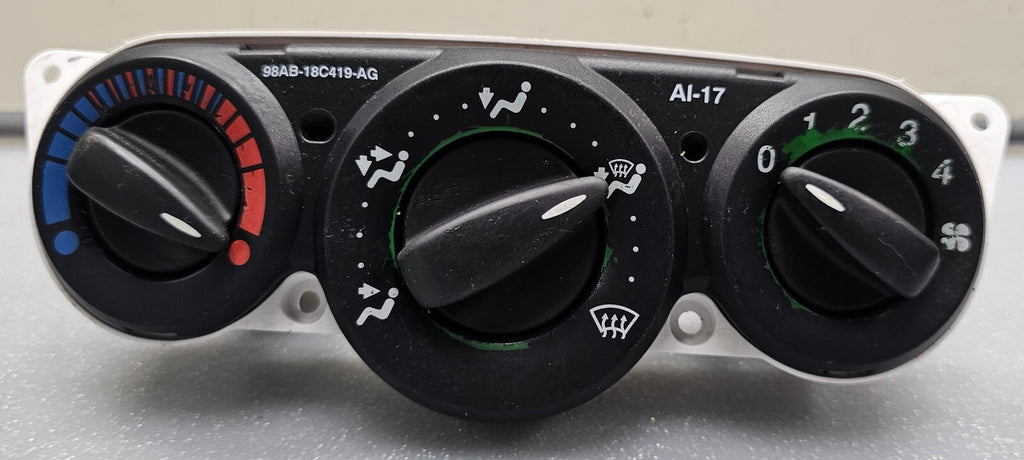 🔥00-07 Ford Focus Dash A/C Heater Climate Control Temperature Conditioner OEM