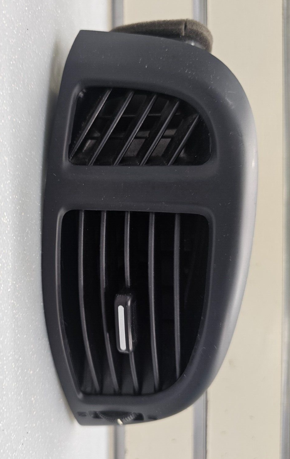 10-13 KIA FORTE DASH RIGHT PASSENGER AC AIR VENT HEATER FILTER CONDITIONER BLACK