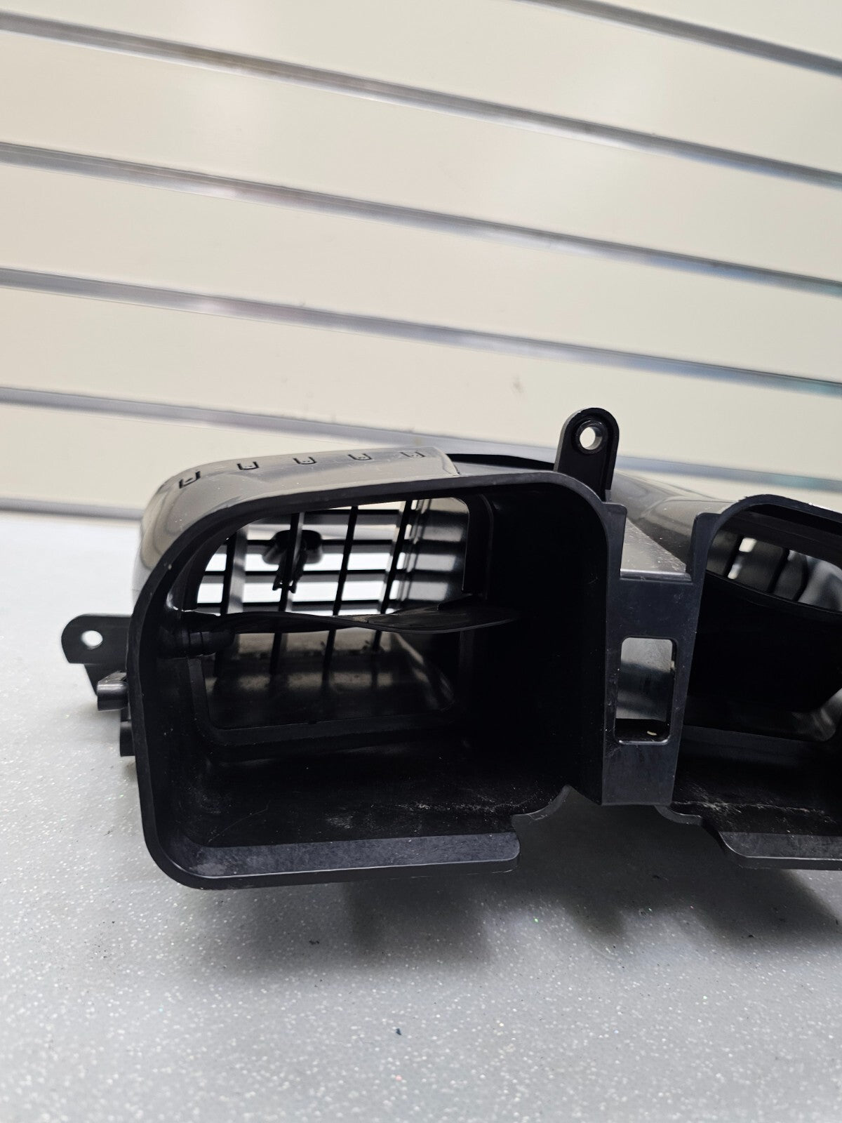 🔥07-09 Cadillac SRX Center Dash A/C Heater Air Vent Assembly Chrome Trim OEM