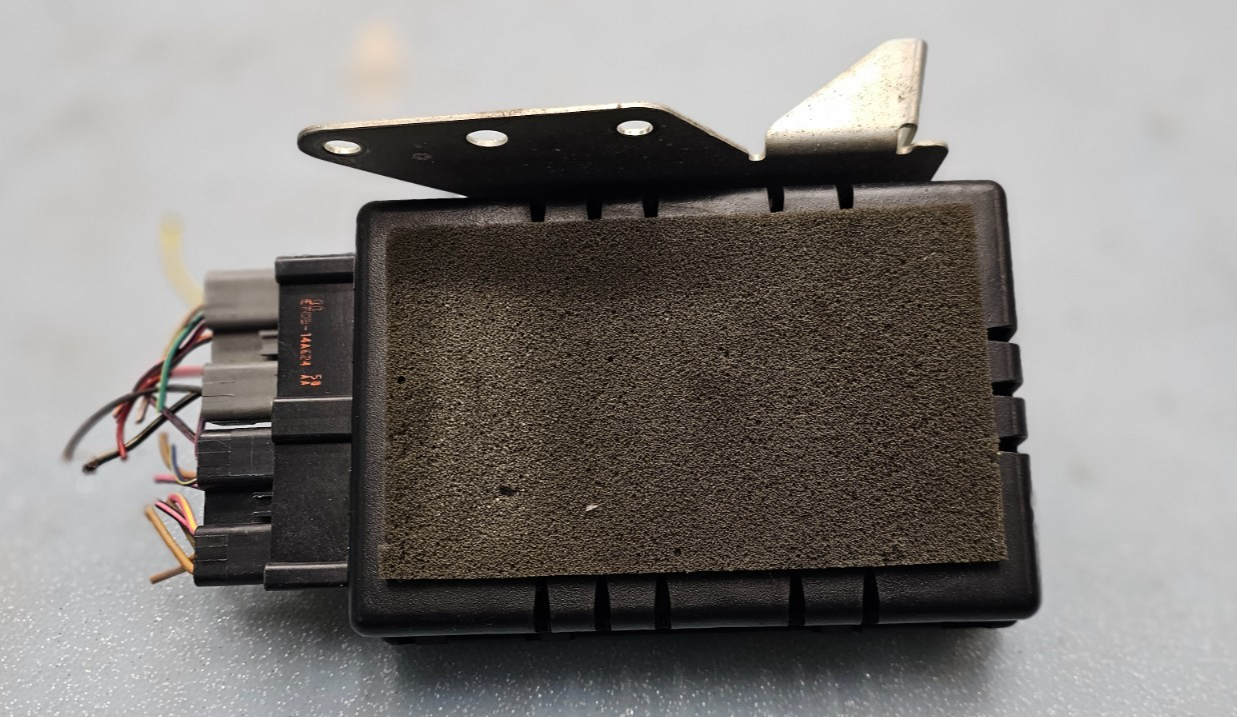 🔥1998-2002 Lincoln Town Car Air Ride Suspension Control Module Assembly