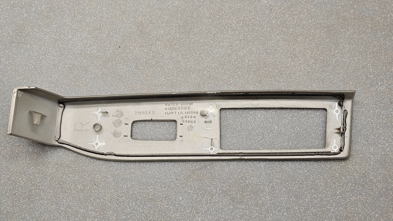 🔥07-10 Jeep Compass Rear Right Passenger Door Window Switch Bezel Trim Silver