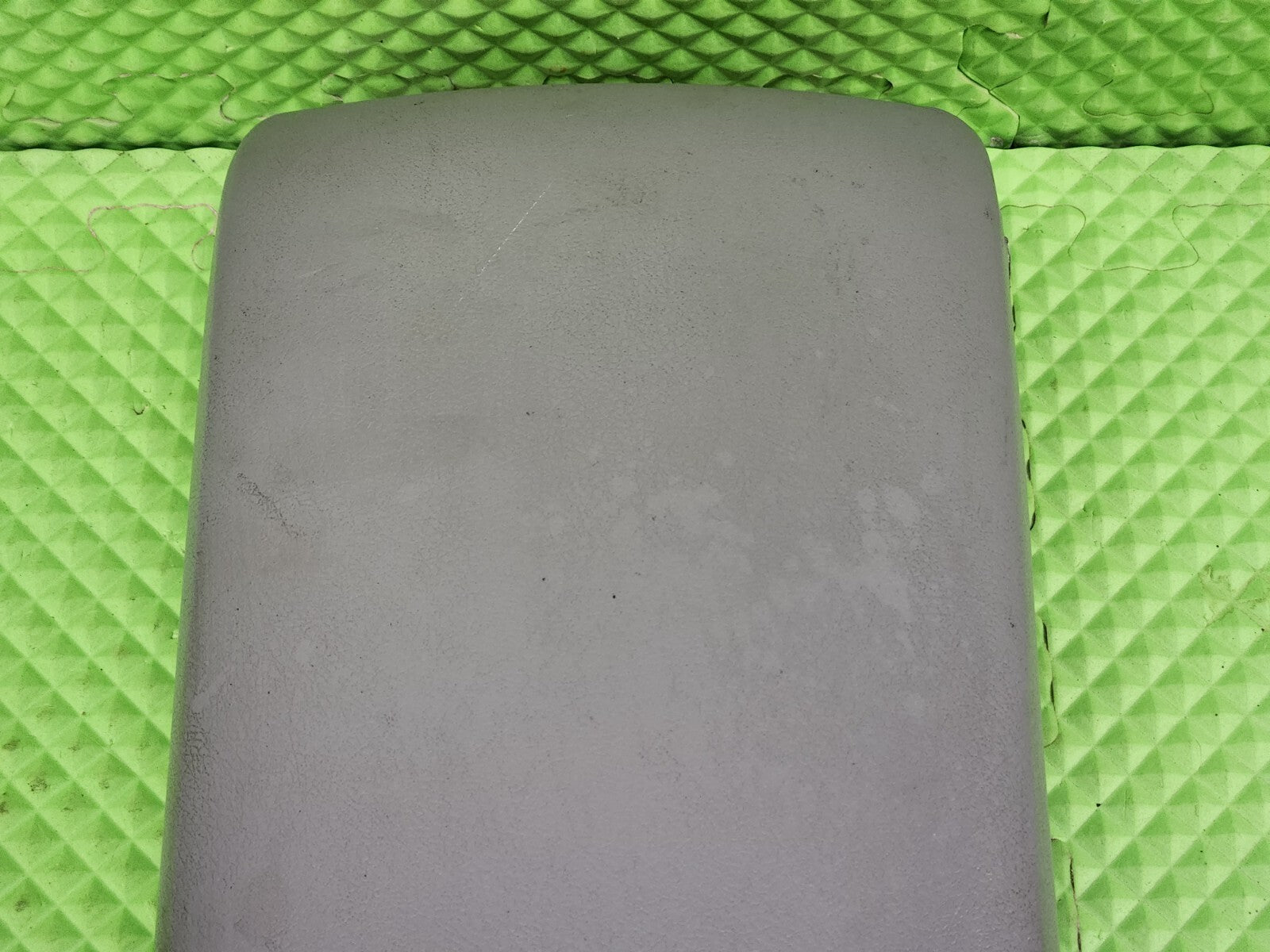 🔥2007-2011 TOYOTA CAMRY CENTER CONSOLE ARM REST LID COVER TOP PAD BOX GRAY