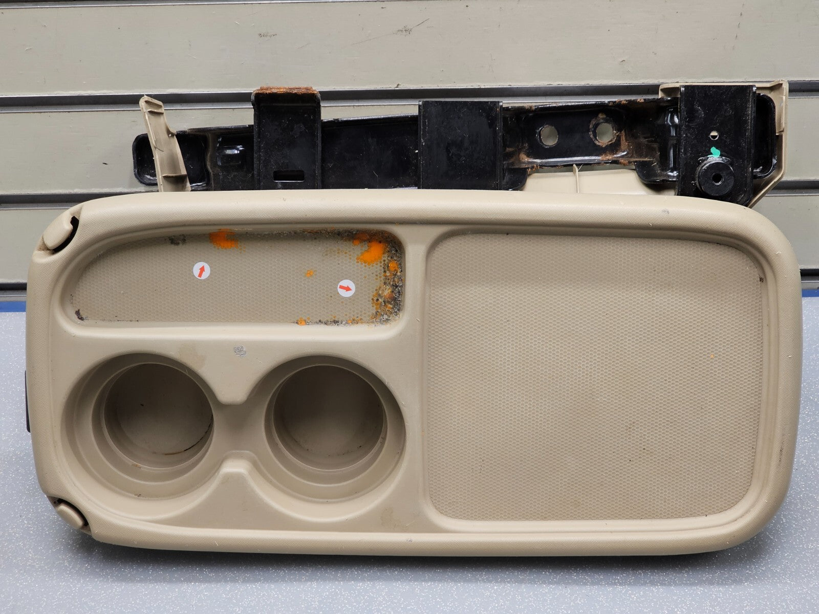 02-06 Honda CRV Center Table Console Folding Tray Cup Drink Holder Assembly Tan