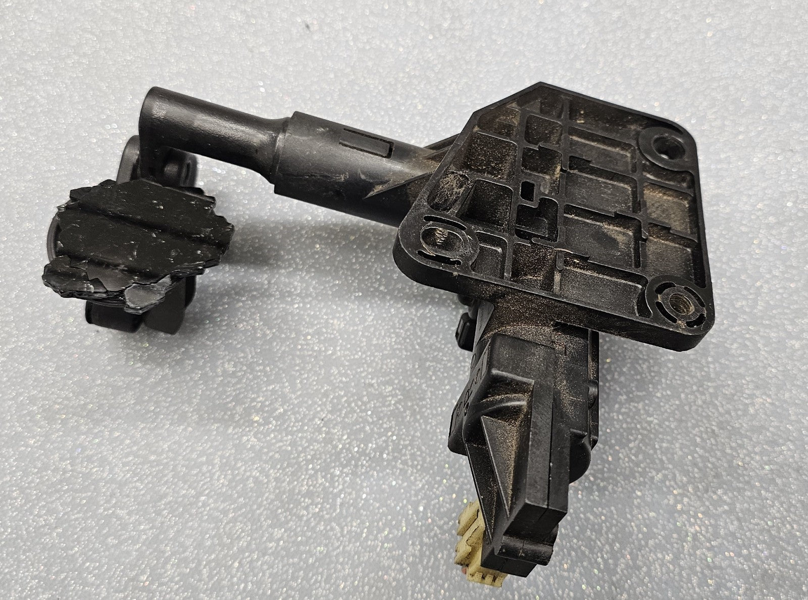 01-07 Dodge Caravan Town Country Rear Vent Window Motor Actuator Assembly RH OEM