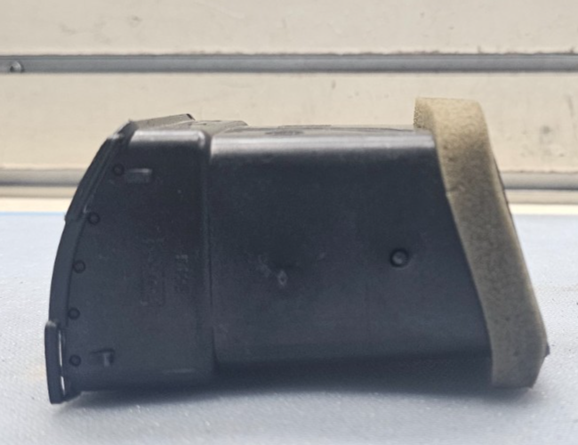 🔥05-09 Ford Five Hundred Mercury Sable Dash Left Driver Air Vent Heater Black