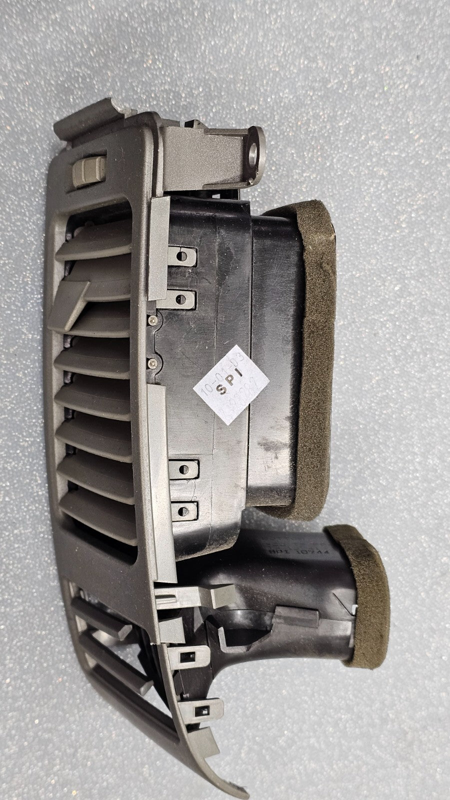 🔥05-15 NISSAN TITAN ARMADA QX56 DASH FRONT CENTER LEFT AIR VENT HEATER TRIM