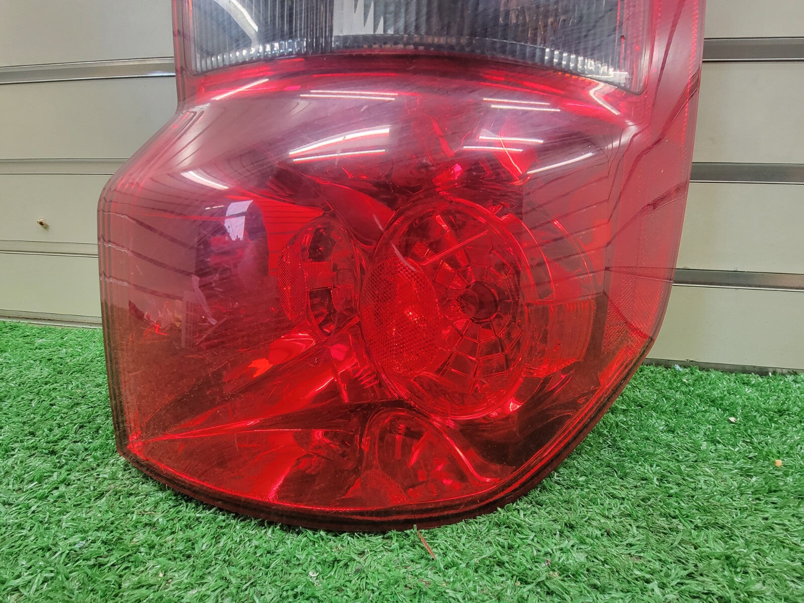 🔥03-08 HONDA ELEMENT Right Passenger Rear Tail Light Lamp Assembly Chrome OEM