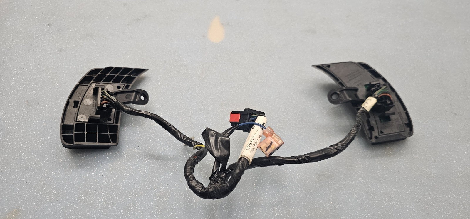 🔥05-11 CROWN VICTORIA GRAND MARQUIS STEERING COLUMN WHEEL CRUISE SWITCH OEM