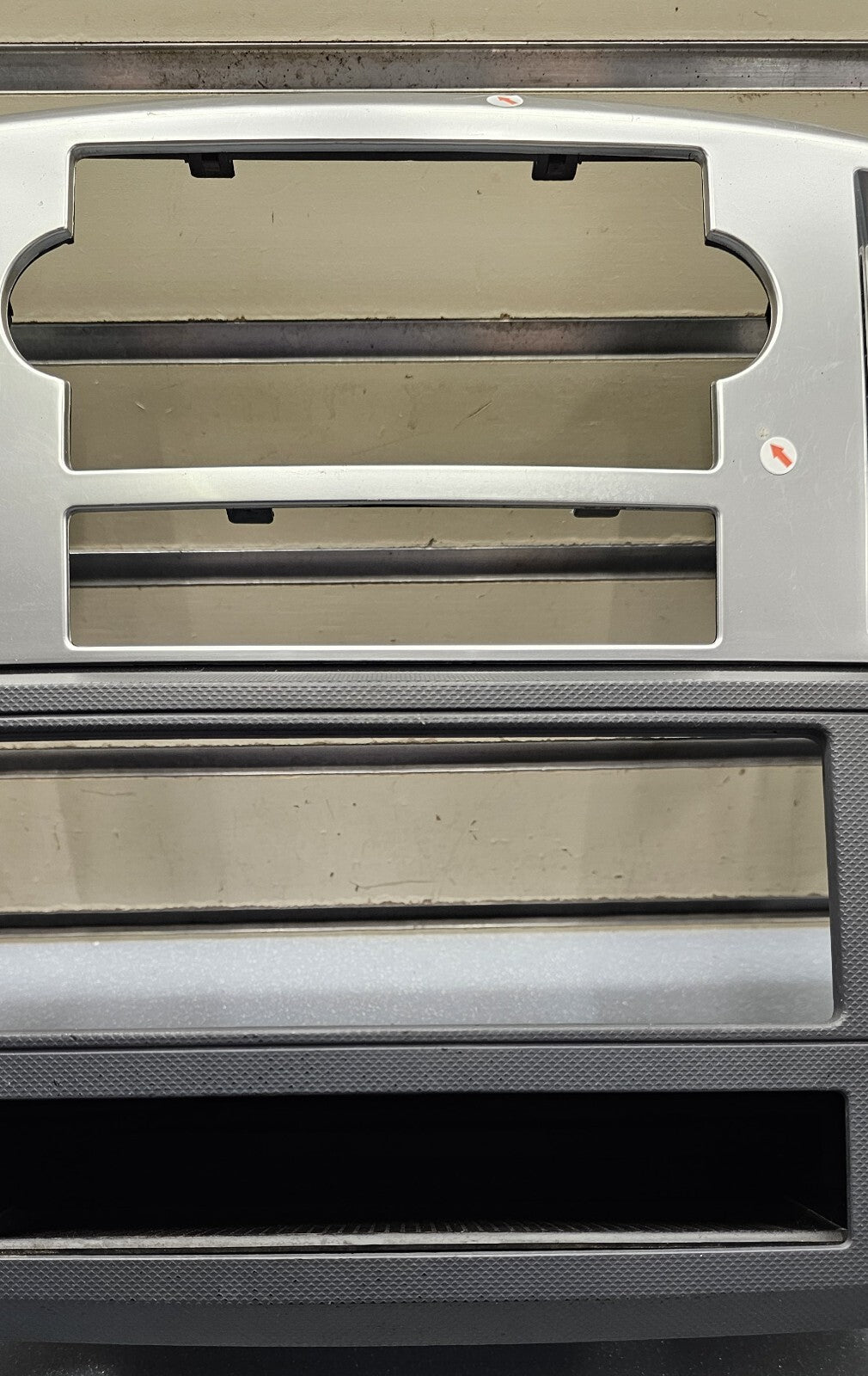 🔥06-08 Dodge RAM Dash RADIO Stereo Bezel Climate Trim Panel Silver/Gray OEM B11