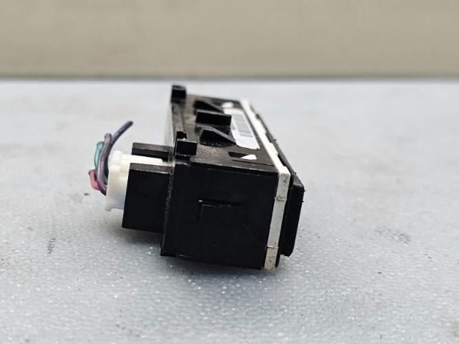 🔥07-12 GMC Acadia OEM passenger safety indicator switch