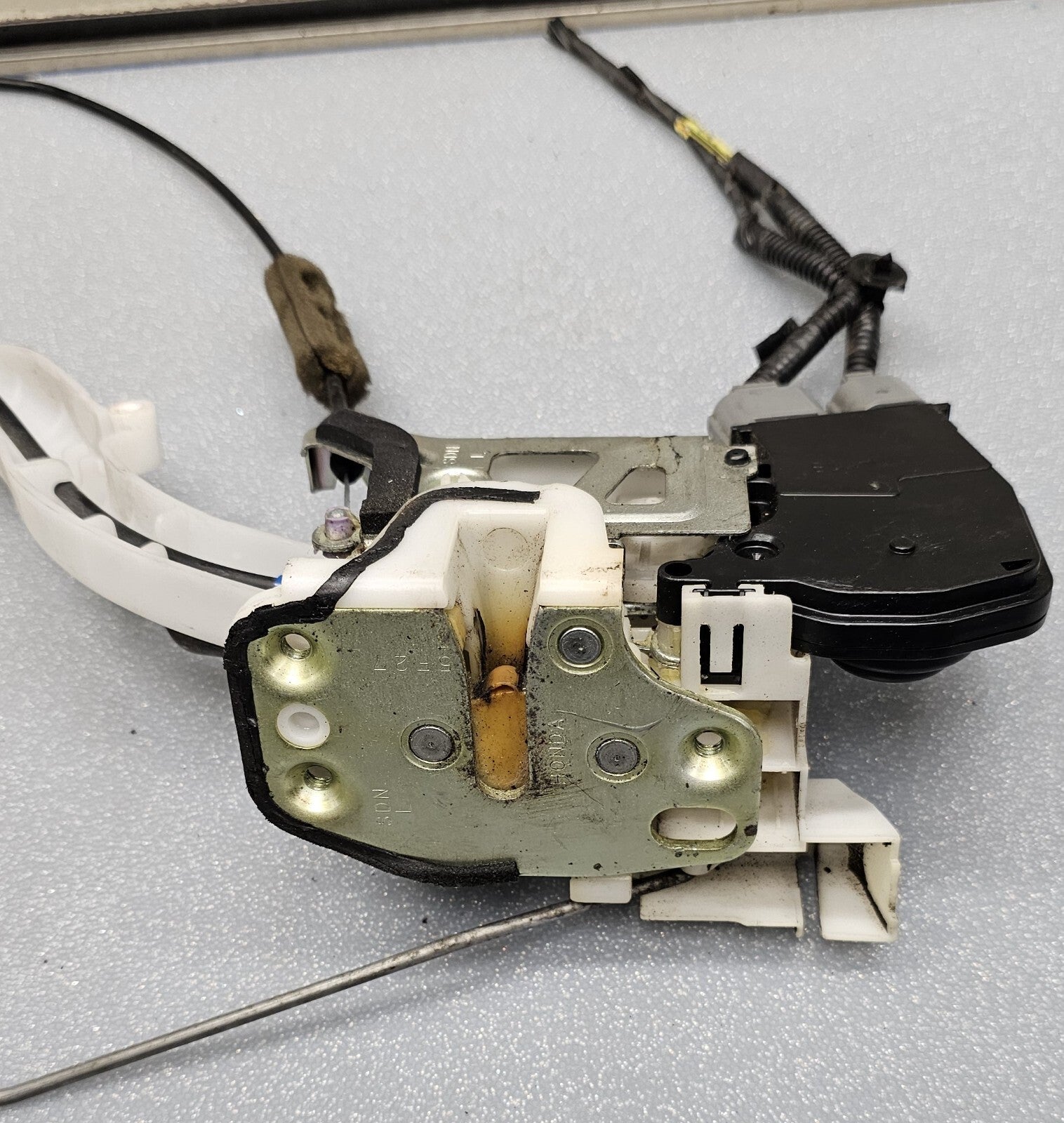 🔥2005 - 2010 HONDA ODYSSEY Door Lock Latch Actuator Front Left LH OEM