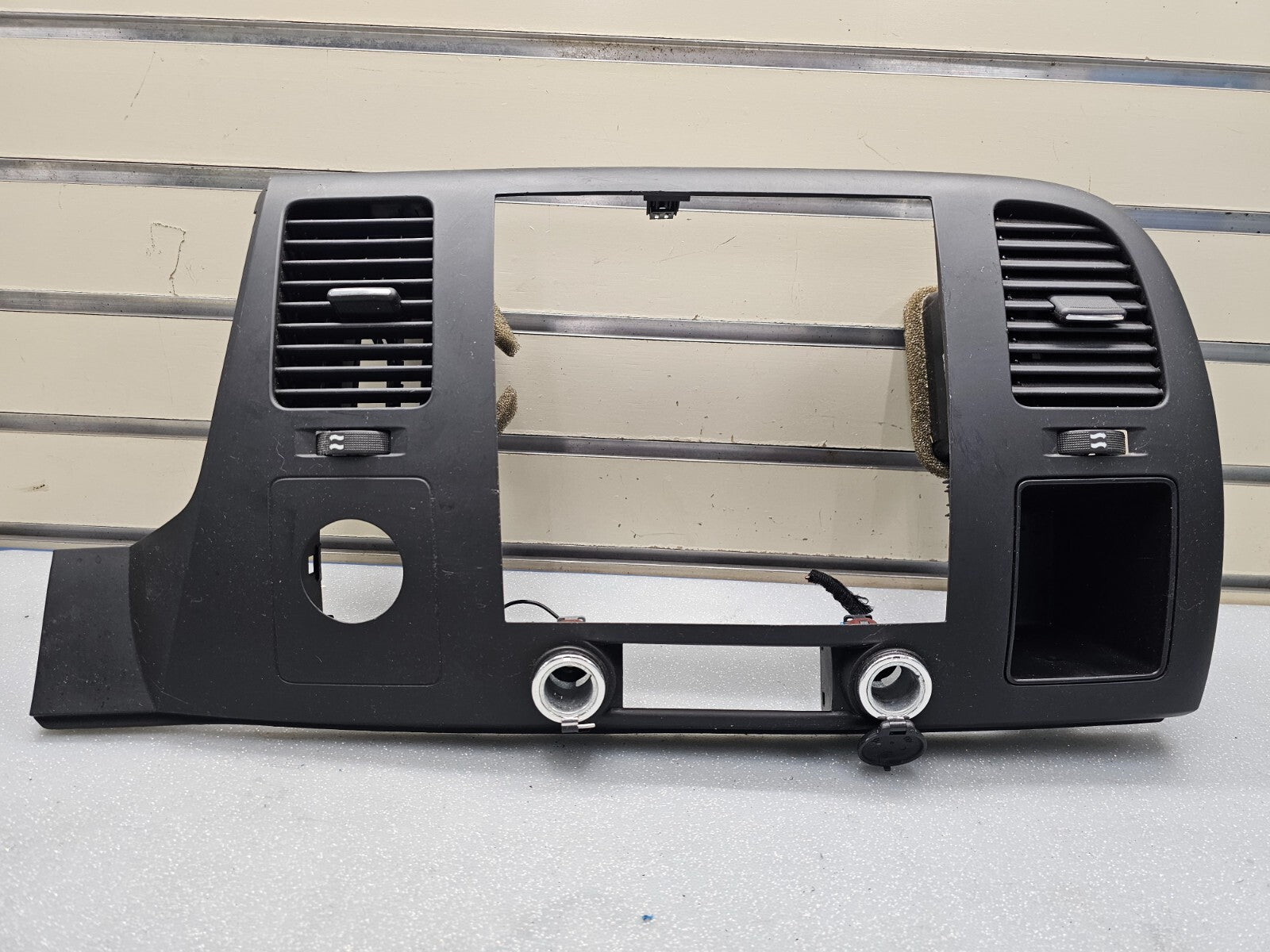 🔥07-14 Silverado SIERRA Center Dash Radio Bezel AC Climate Trim Panel BLACK B6