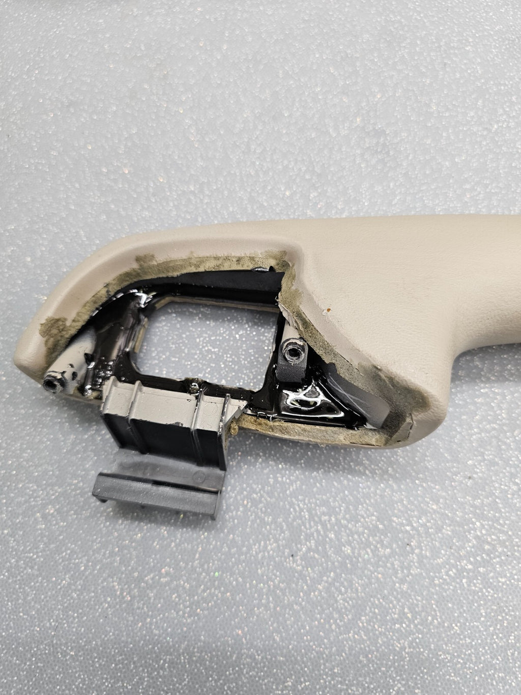 🔥99-06 Chevrolet GMC Silverado Tahoe Rear Right Door Armrest Handle LightTan H3