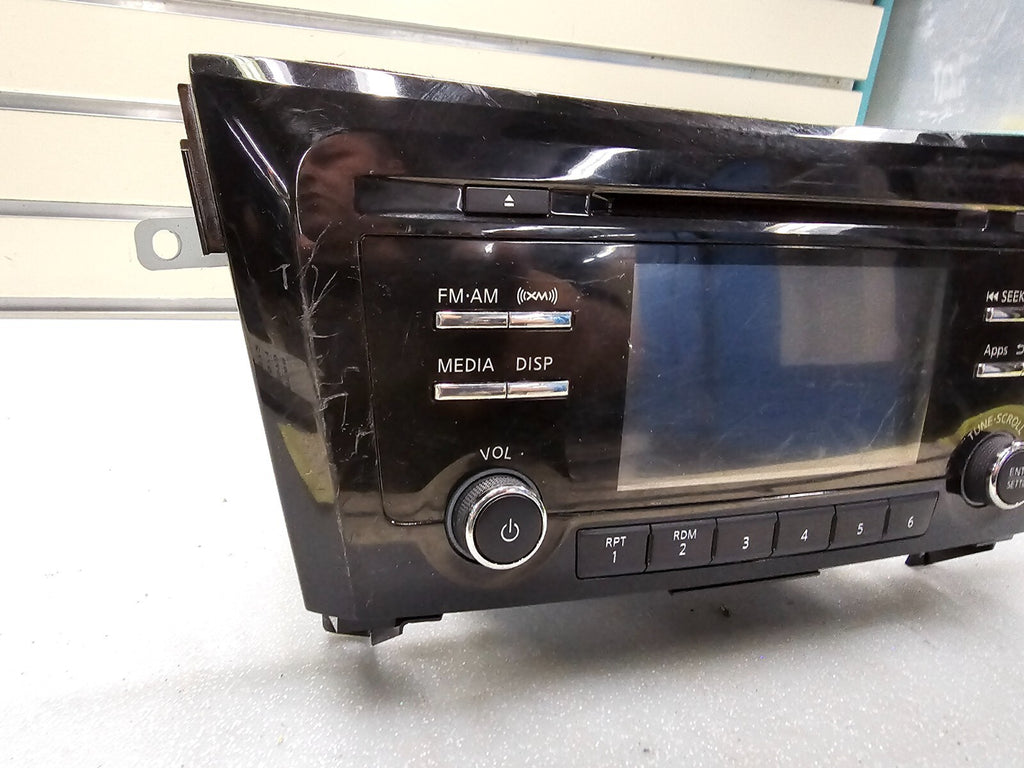 🔥14-16 Nissan Rogue AM FM CD Navigation Radio Receiver 25915-4BA0A OEM