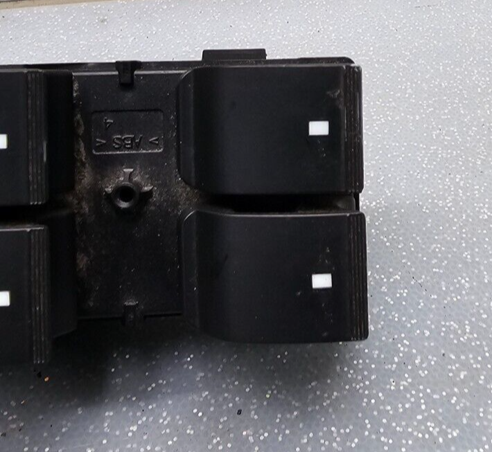 07-13 SILVERADO SIERRA LEFT DRIVER MASTER POWER WINDOW SWITCH ASSEMBLY OEM WS47