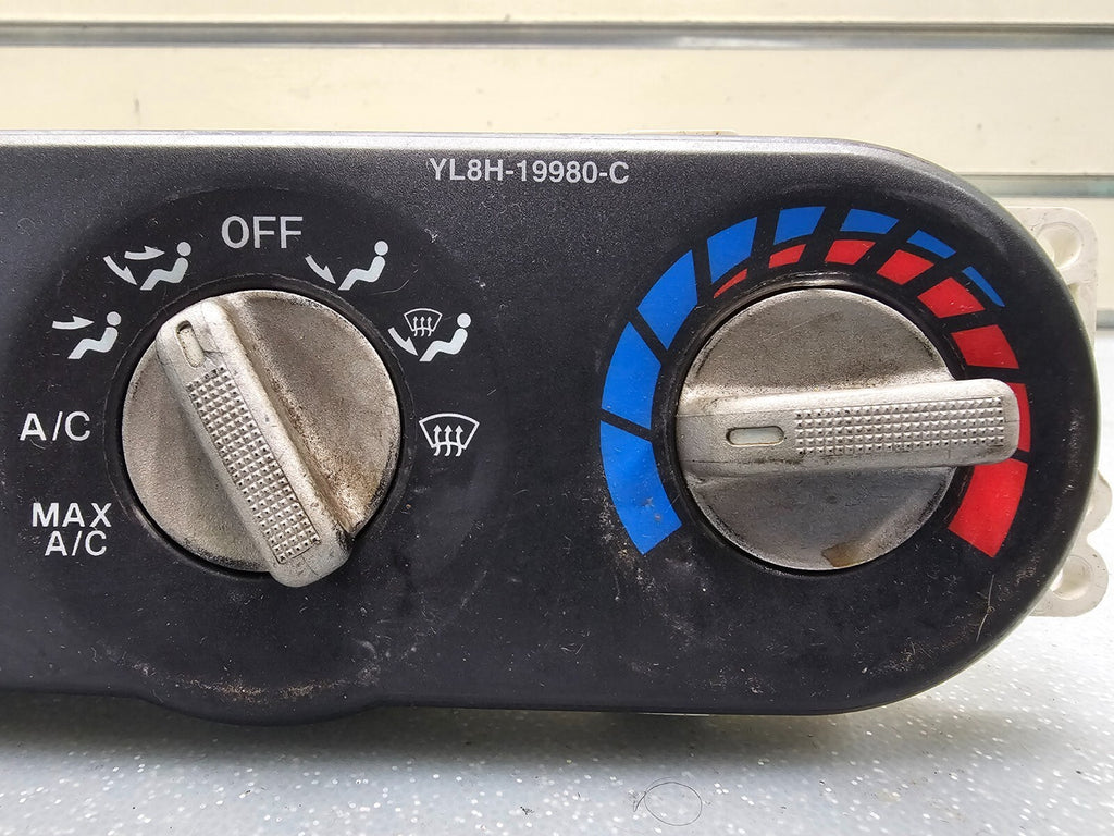 01-04 Tribute Dash AC Heater Climate Control Panel Temperature Conditioner Unit