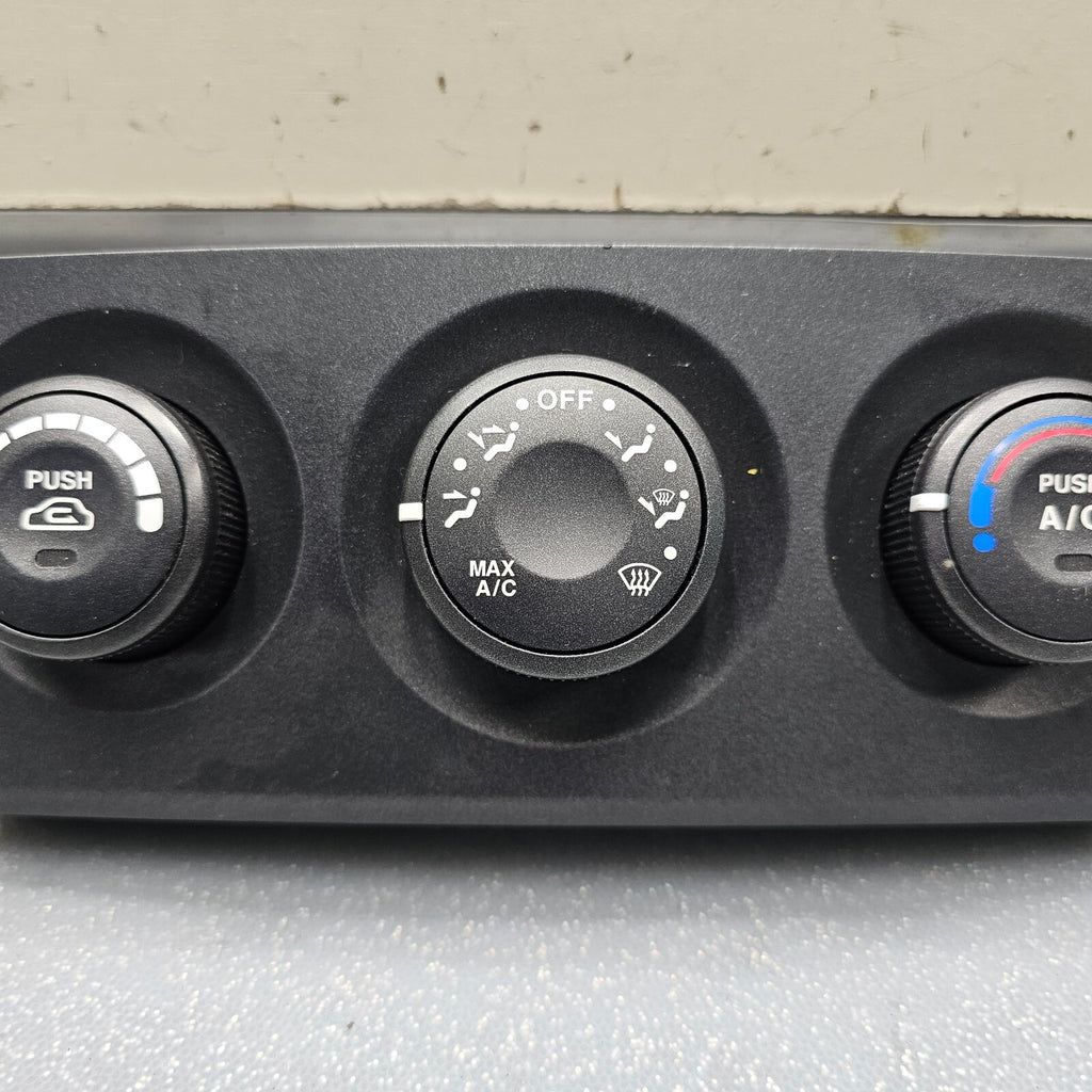 07-09 Kia Sorento LX Dash AC Heater Climate Temperature Control Air Conditioner