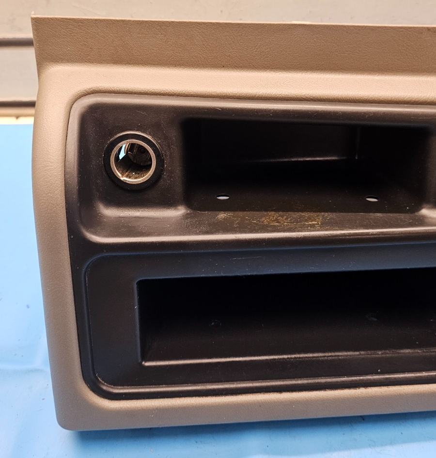🔥03-06 SILVERADO SIERRA CENTER CONSOLE STORAGE BEZEL ASH TRAY TAN/BLACK OEM
