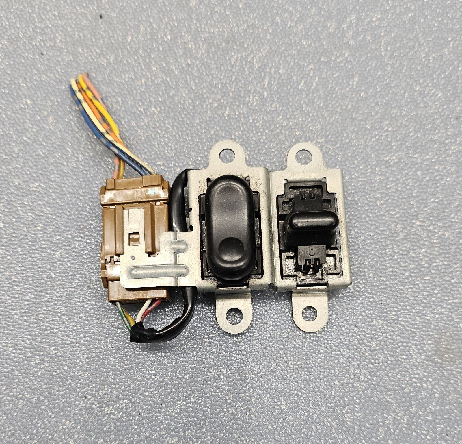 🔥2003-2006 Nissan Altima sunroof switch moonroof buttons coupe OEM