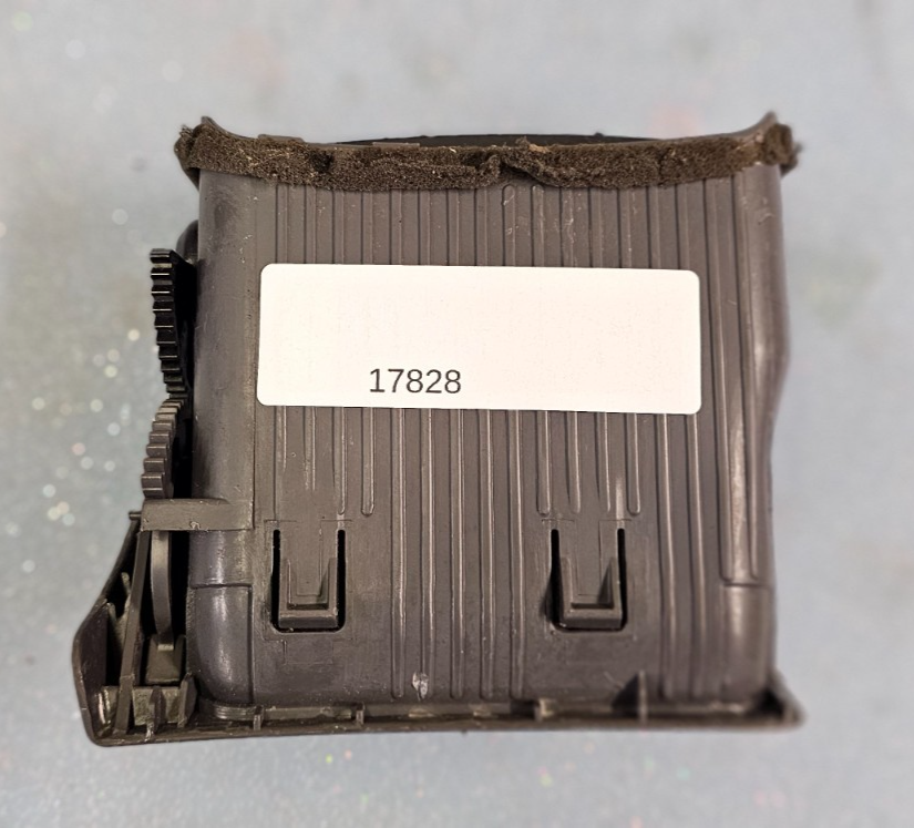 🔥03-08 COROLLA MATRIX DASH LH RIGHT AC Air Vent Heater Conditioning BLACK